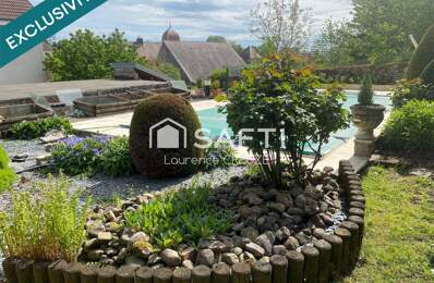 Maison ancienne avec piscine et jardin, plus une maison annexe — photo du bien