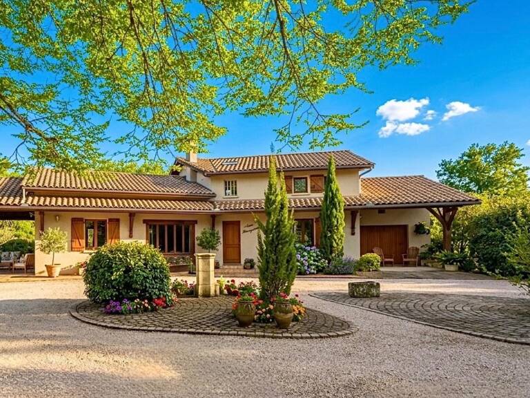 Grande maison familiale avec parc arboré — photo 1