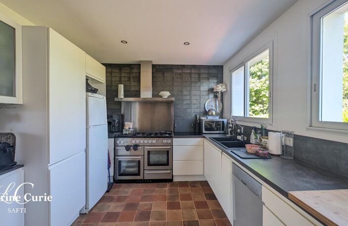 Maison T7 avec piscine — photo 4