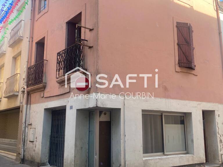 Maison D angle au coeur du village de Serignan à Renover. — photo 1