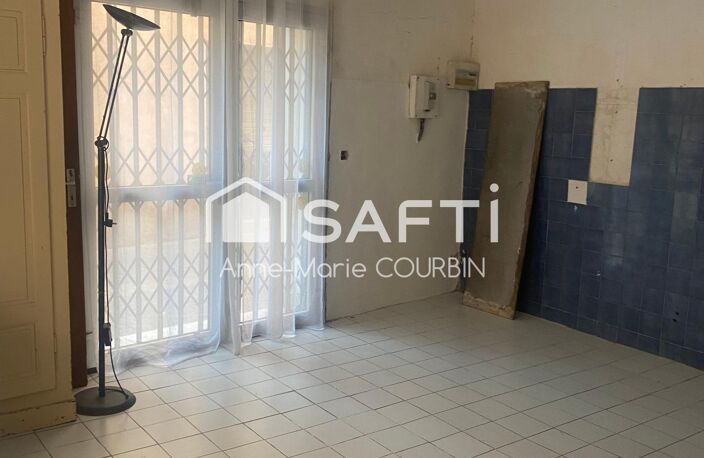 Maison D angle au coeur du village de Serignan à Renover. — photo 2