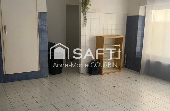 Maison D angle au coeur du village de Serignan à Renover. — photo 3