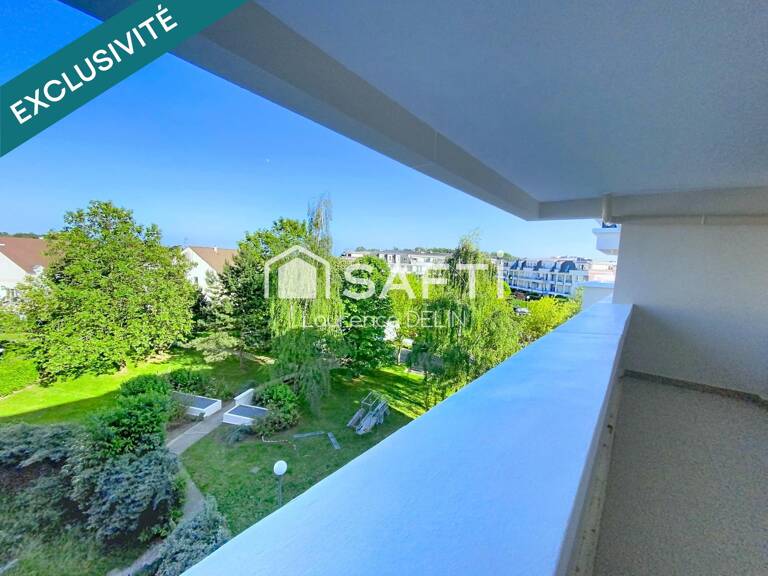 CHARMANT APPARTEMENT T2 PROCHE RER ET COMMODITE — photo 1