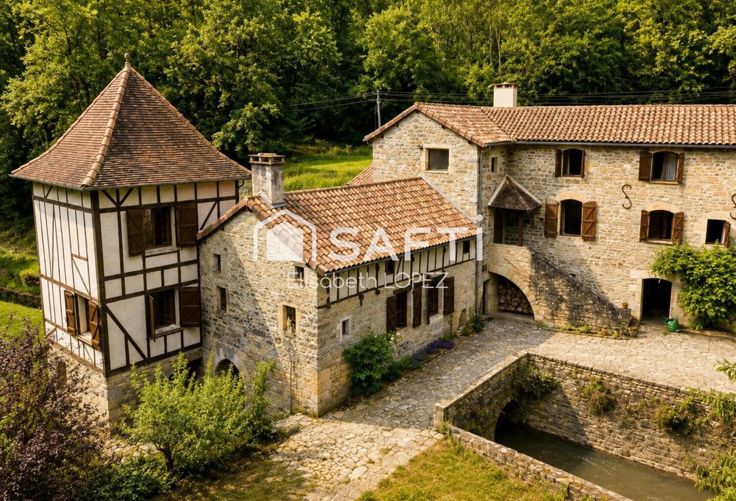 Caylus, Ancien Moulin du XVIII? siècle, un lieu de vie hors du temps — photo 1