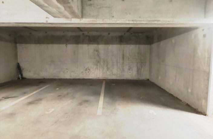 Bayonne ARROUSSETS T3 récent de 63m2 avec 2 places de parking couvertes et un cellier — photo 4