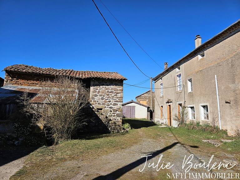 Maison avec dépendances dans charmant hameau — photo 1