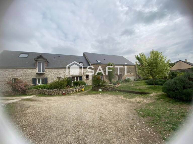 Bel ensemble fort potentiel, 5 chambres, 4 salle d'eau et F2 — photo 1