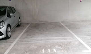 Garage   m² à louer à Nice (06100)