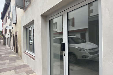 Commerce  700 €