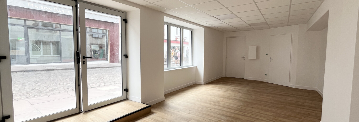 Commerce  31 m² à louer à Saint-Jean-Pied-de-Port (64220)