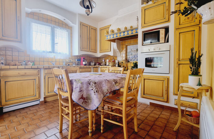 CHARMANTE VILLA PROVENCALE AVEC APPARTEMENT INDEPENDANT — photo 5