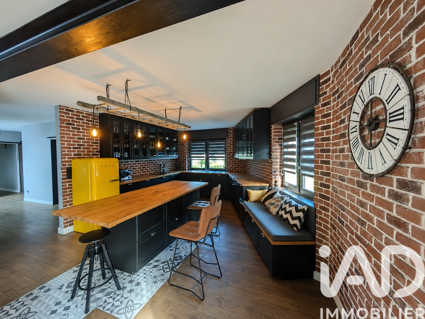 Vente Maison/villa 8 pièces - Photo 2