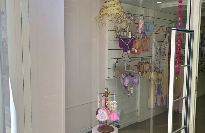 Vente Local commercial 64 m&sup2; — photo 3
