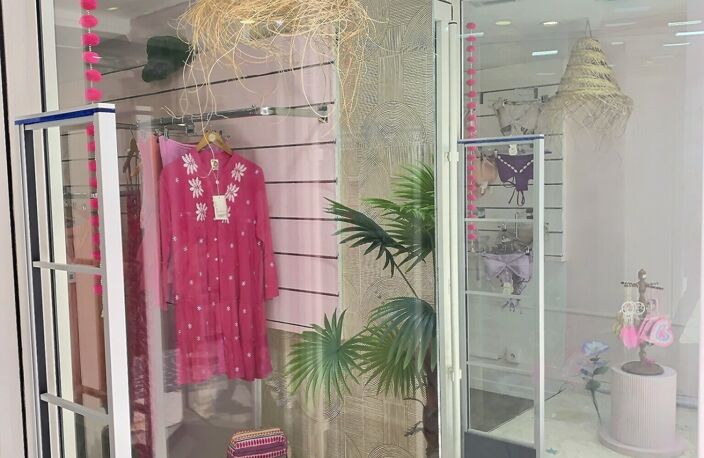 Vente Local commercial 64 m&sup2; — photo 4