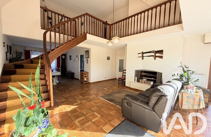 Vente Maison traditionnelle 7 pièces — photo 2