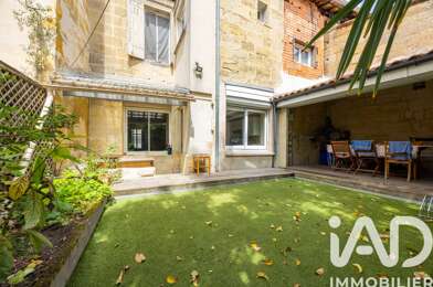 Maison 5 pièces 2384 €