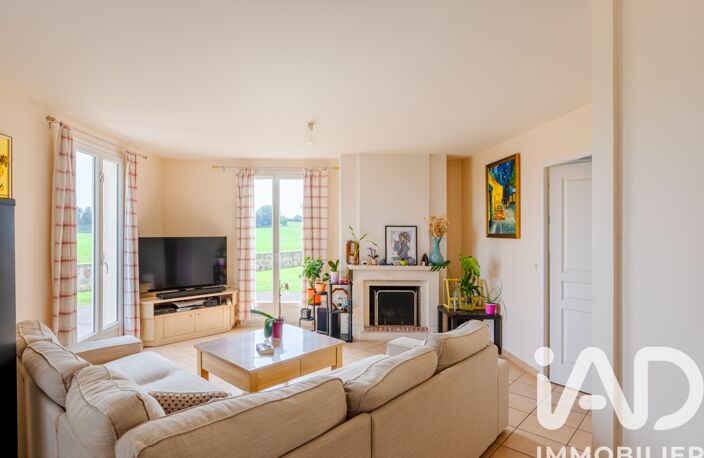 Vente Maison/villa 7 pièces — photo 2