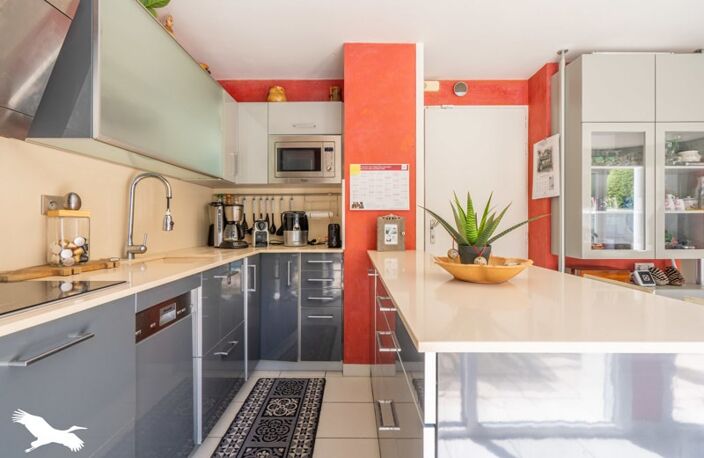 Contemporaine de 5 pièces principales — photo 2