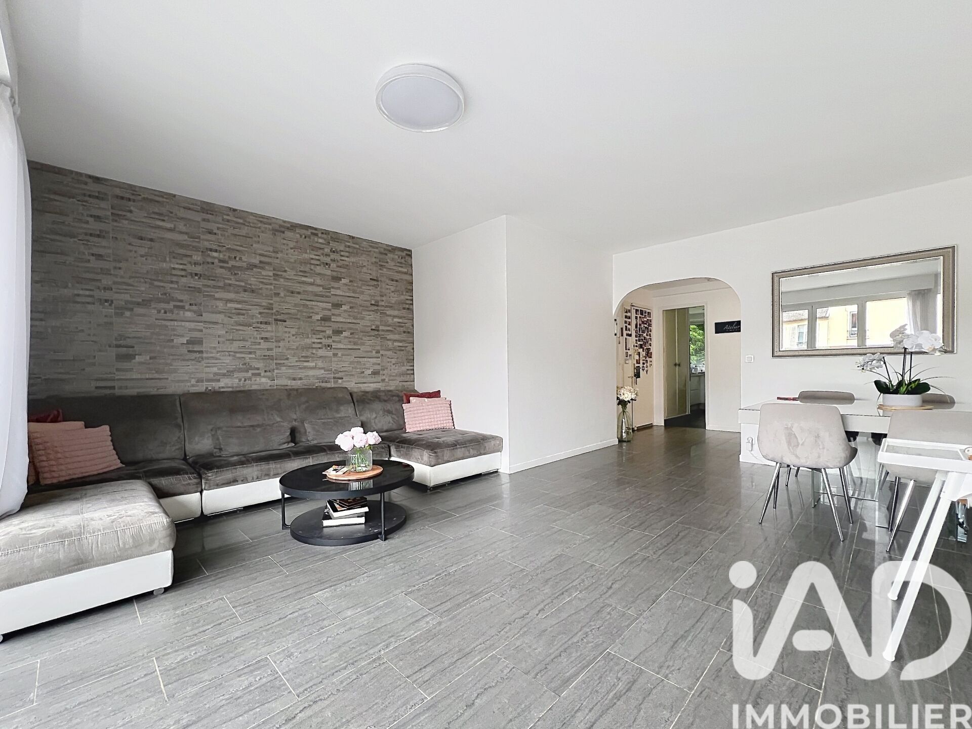 Location Appartement 3 pièces - Photo 3