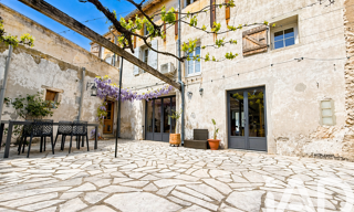 Maison 8 Pièces 280 m² à vendre à Valréas (84600)