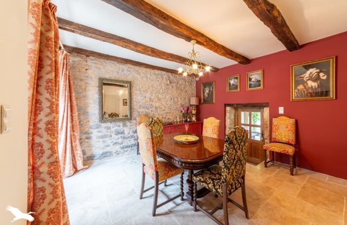 Maison en pierre de 6 pièces principales — photo 4