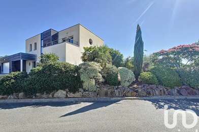 Maison 8 pièces 699900 €