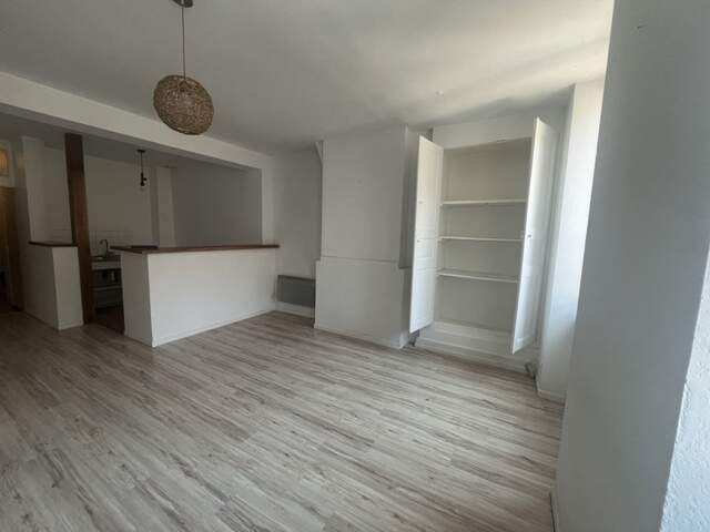 Immeuble à Saint-Céré — photo du bien