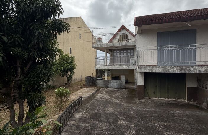 Vente Maison/villa 9 pièces — photo 3