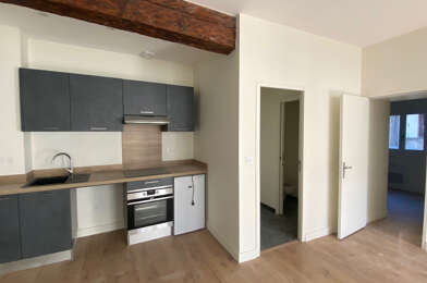 Appartement 2 pièces 915 €