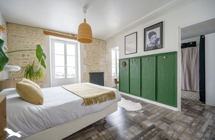 Maison en pierre de 4 pièces principales — photo 3