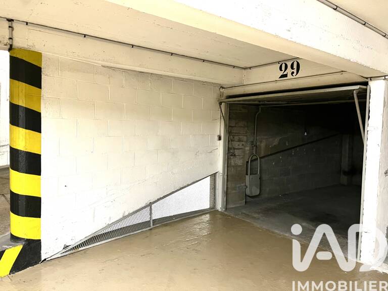 Vente Garage 13 m&sup2; — photo 1