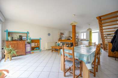 Maison 5 pièces 324632 €