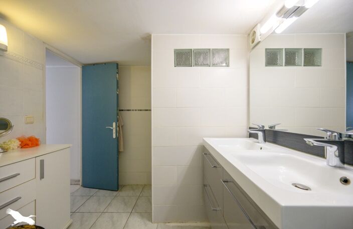Vente maison 5 pièces 98 m² La Rochelle (17000) — photo 5