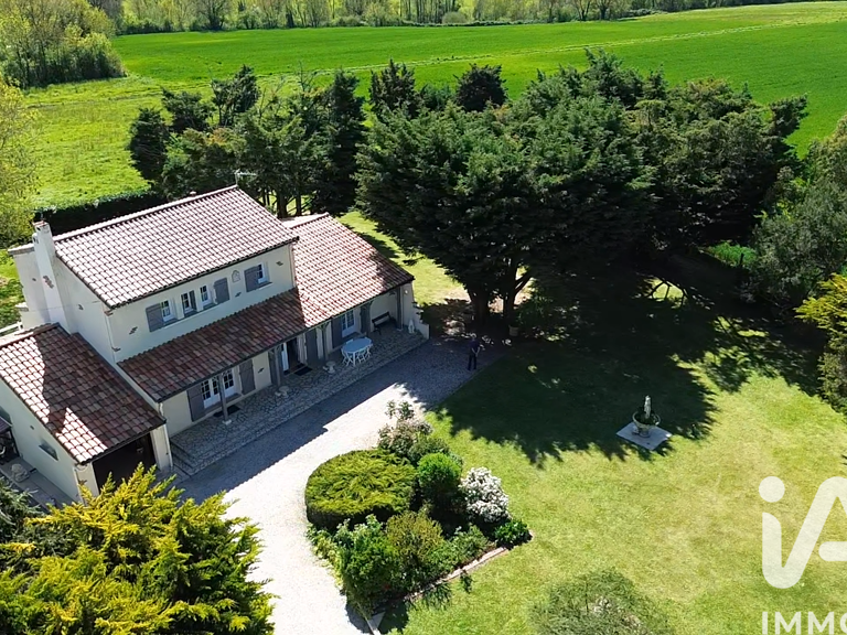 Vente Maison de campagne 5 pièces — photo 1
