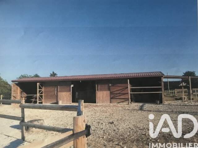 Vente Terrain 8 880 m&sup2; — photo du bien