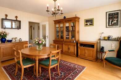 Appartement 5 pièces 150500 €