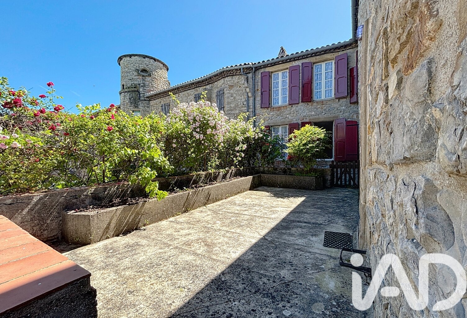 Vente Maison de village 8 pièces — photo 1