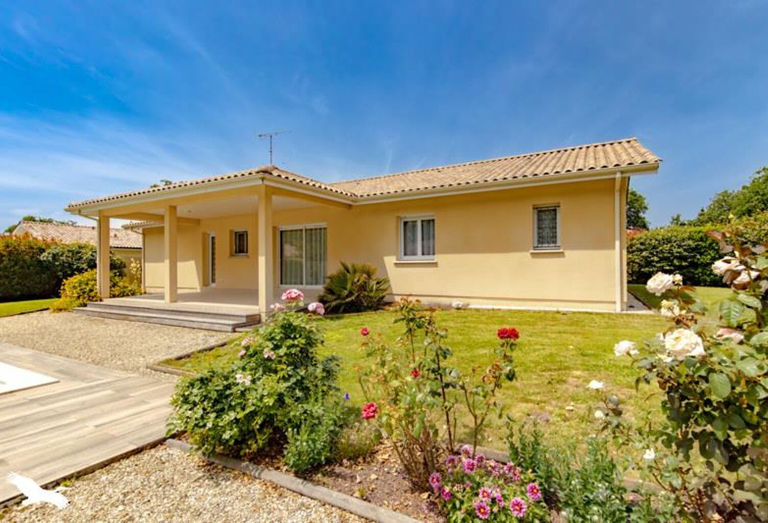 Contemporaine de 4 pièces principales — photo 1