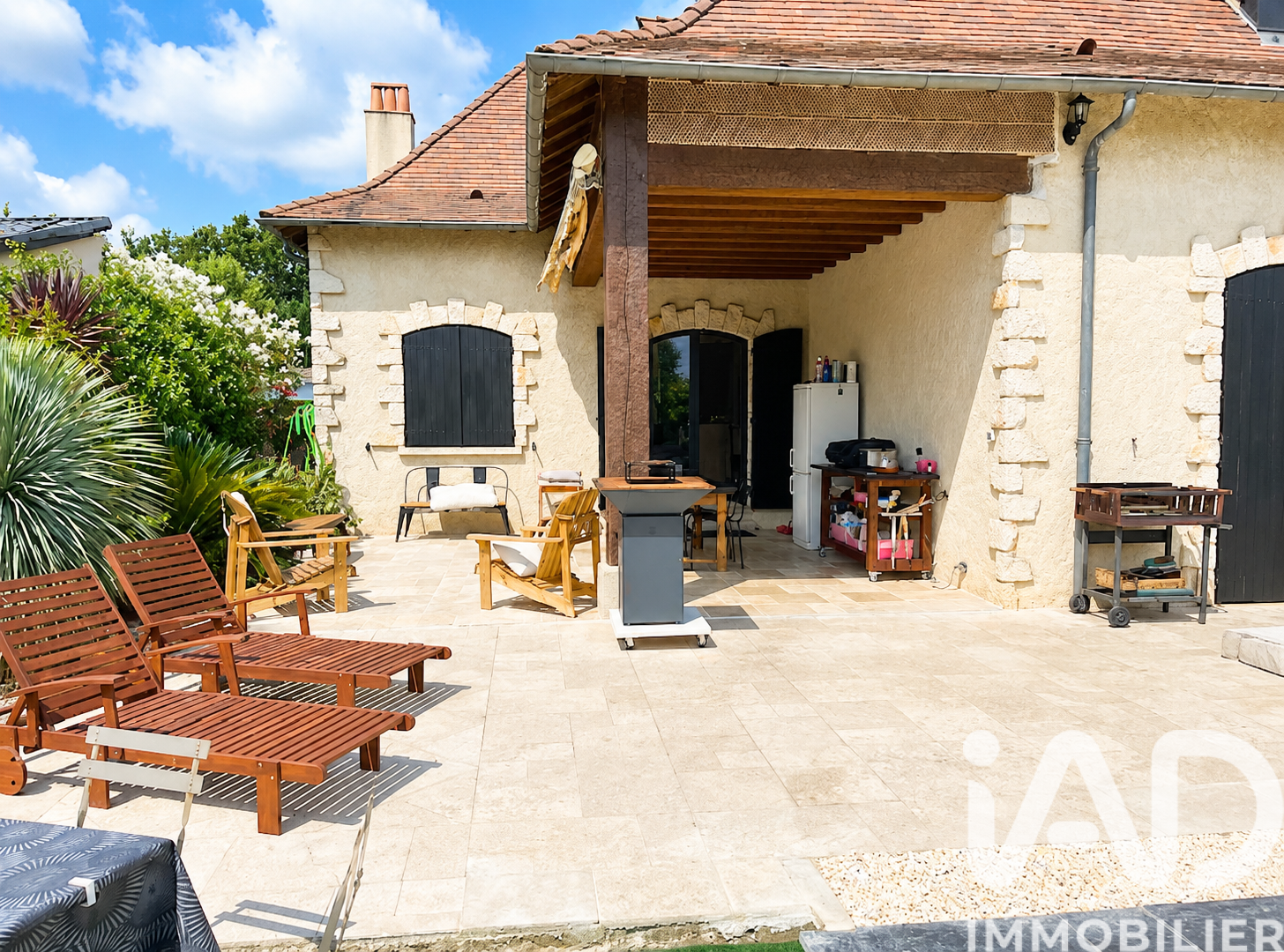 Vente Maison/villa 8 pièces - Photo 2
