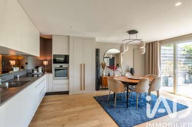 Appartement 4 pièces 848700 €