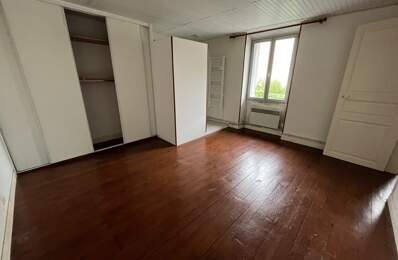 Maison de ville de 4 pièces principales — photo du bien