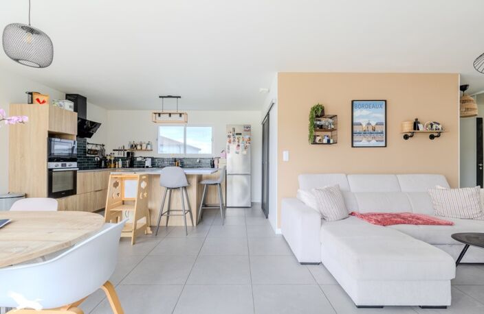 Contemporaine de 4 pièces principales — photo 2