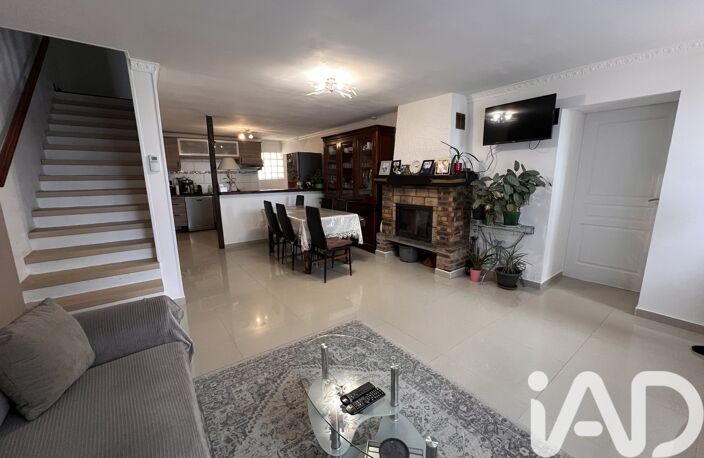 Vente Maison/villa 5 pièces — photo 2