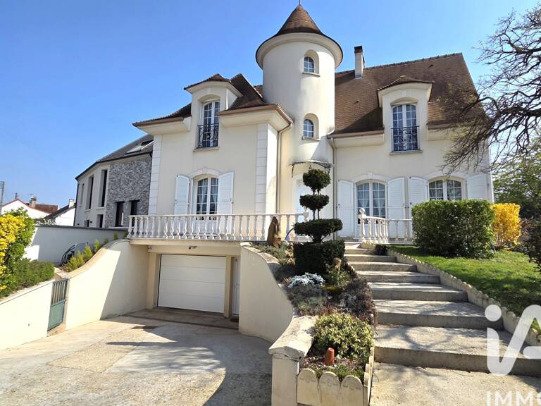 Vente Maison traditionnelle 10 pièces — photo 1