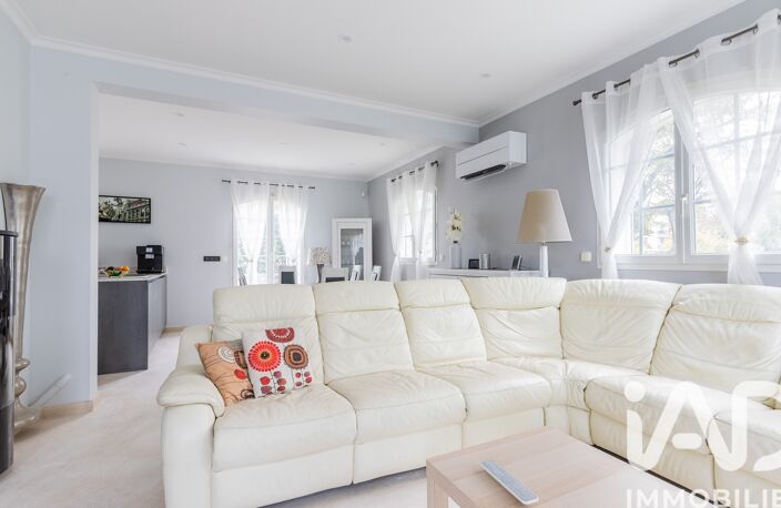 Vente Maison traditionnelle 10 pièces — photo 3