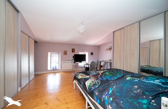 Maison en pierre de 6 pièces principales — photo 5