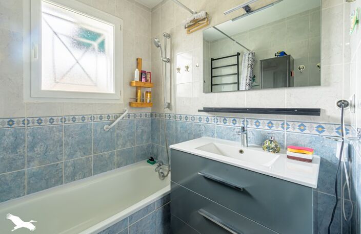 Vente maison 4 pièces 96 m² Gujan-Mestras (33470) — photo 5
