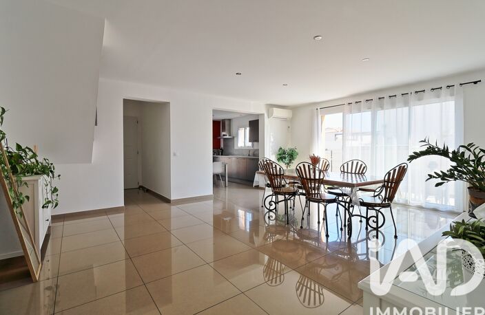 Vente Maison/villa 5 pièces — photo 2