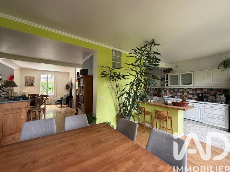 Vente Maison/villa 8 pièces — photo 1