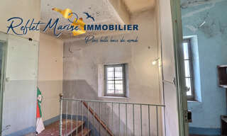 Immeuble  85 m² à vendre à Marseille 9 (13009)